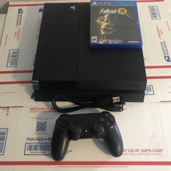 Ps4 Complete With Game And Controller 