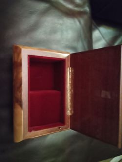Vintage Italian Sorrento Marquetry Music Box – Plays "Funiculì, Funiculà"w