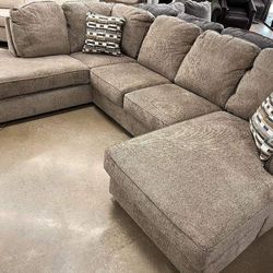 Chep Sectional Sofa Couch 10091, Wayne 
