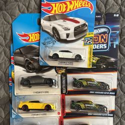 Hot wheels Nissan Gt-r R35