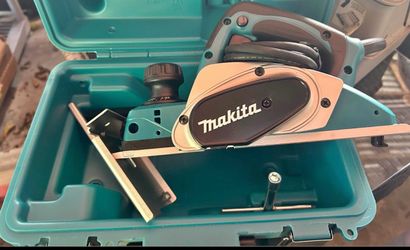 Makita planer