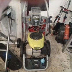 RYOBI Honda Pressure Washer 2800 PSI 2.3 GPM