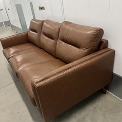 Leather sofa from Jerome’s Furniture 