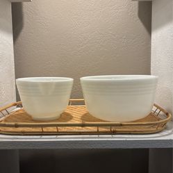 Vintage Pyrex Milk Glass Bowl Set