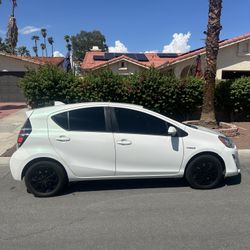 2016 Toyota Prius-C