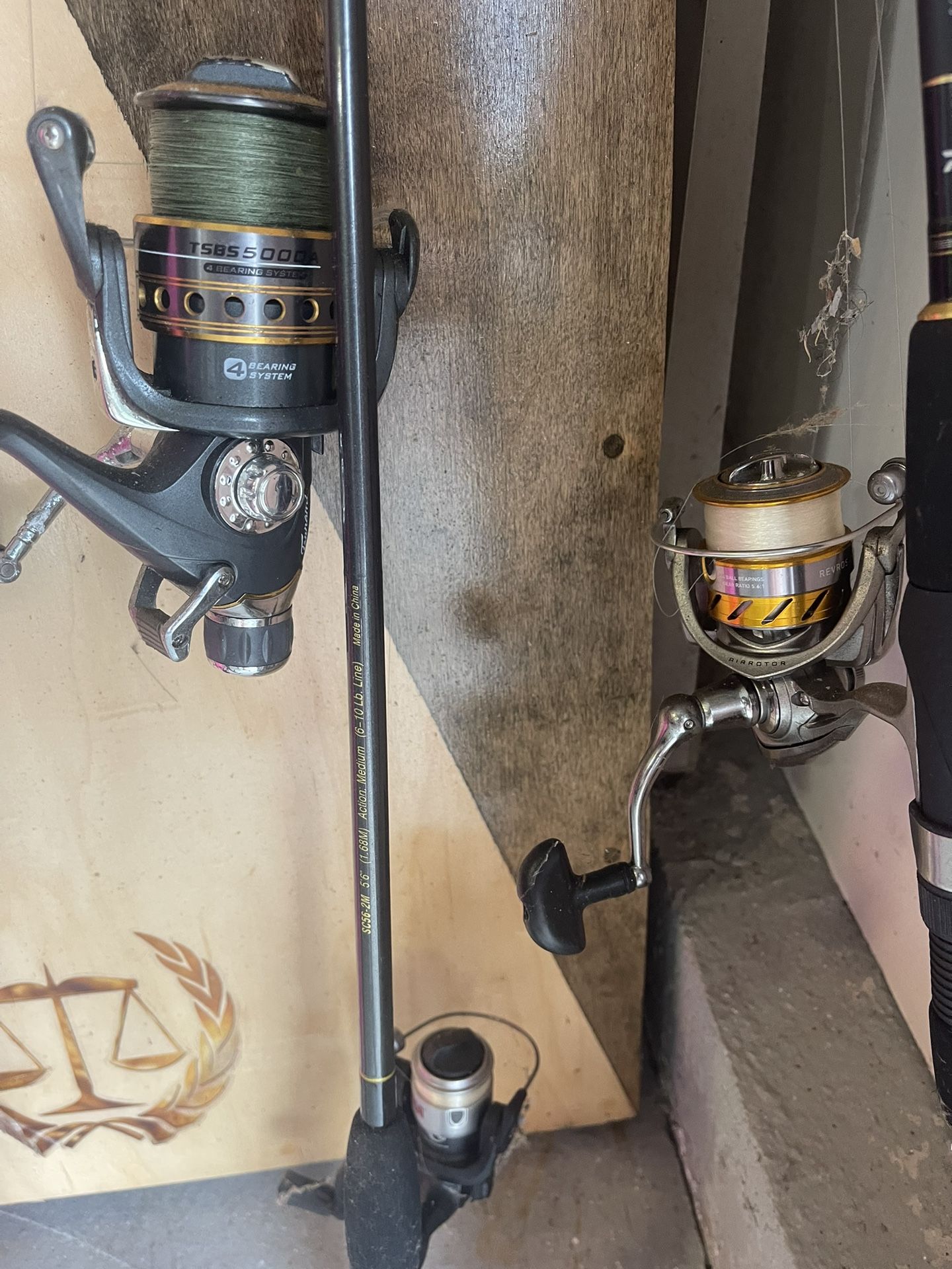 Fishing Poles With Reeling System And Box