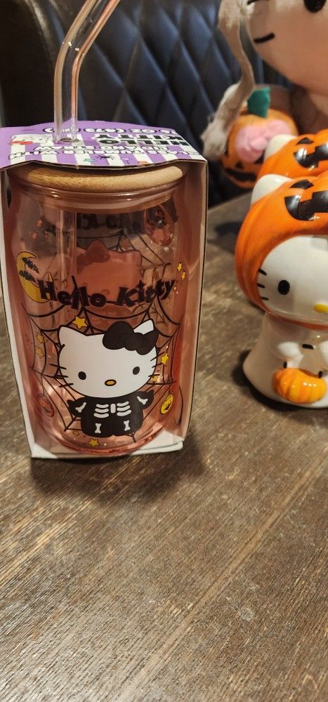 Halloween Hello Kitty Skeleton Glass Cup