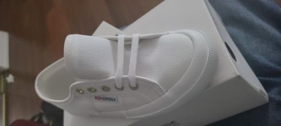 Womens Size 6 SUPERAGA