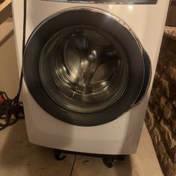   +1 This item is an Electrolux front-load washing machine featuring LuxCare® Plus Wash technology.  