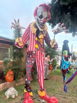 Lots of animatronics