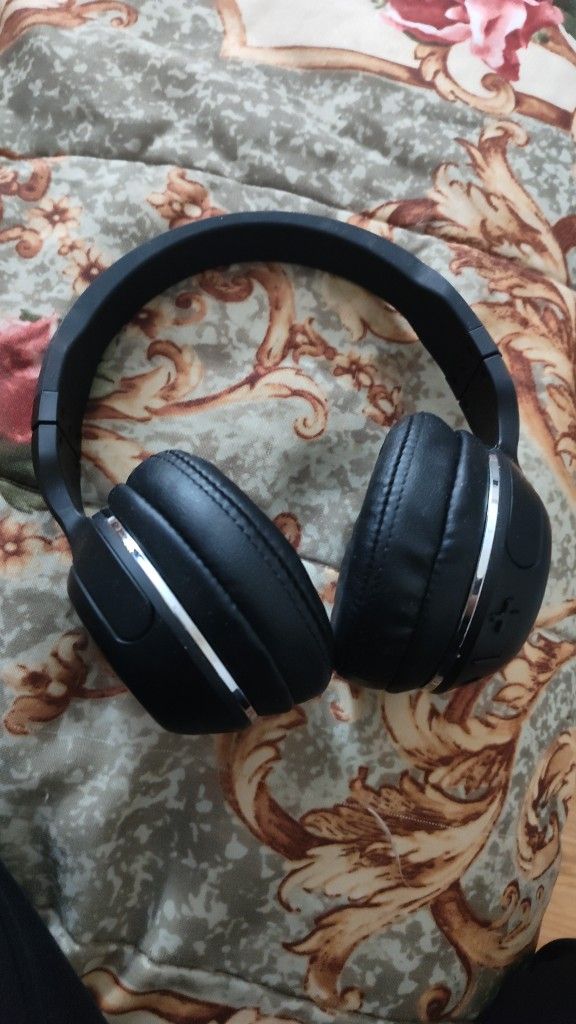 Skullcandy Headphones 