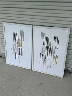 Pair Decor pictures - Model home decor