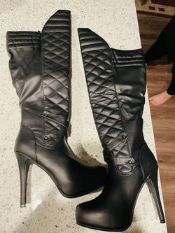 Black Boots