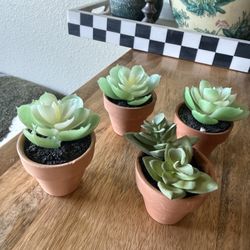 Set Of 4 Small Faux Succulents For Event Decor 