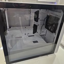 Lian Li Lancool 205 white PC Case