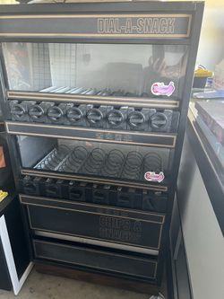 Coin operated vending machine. Non-electric