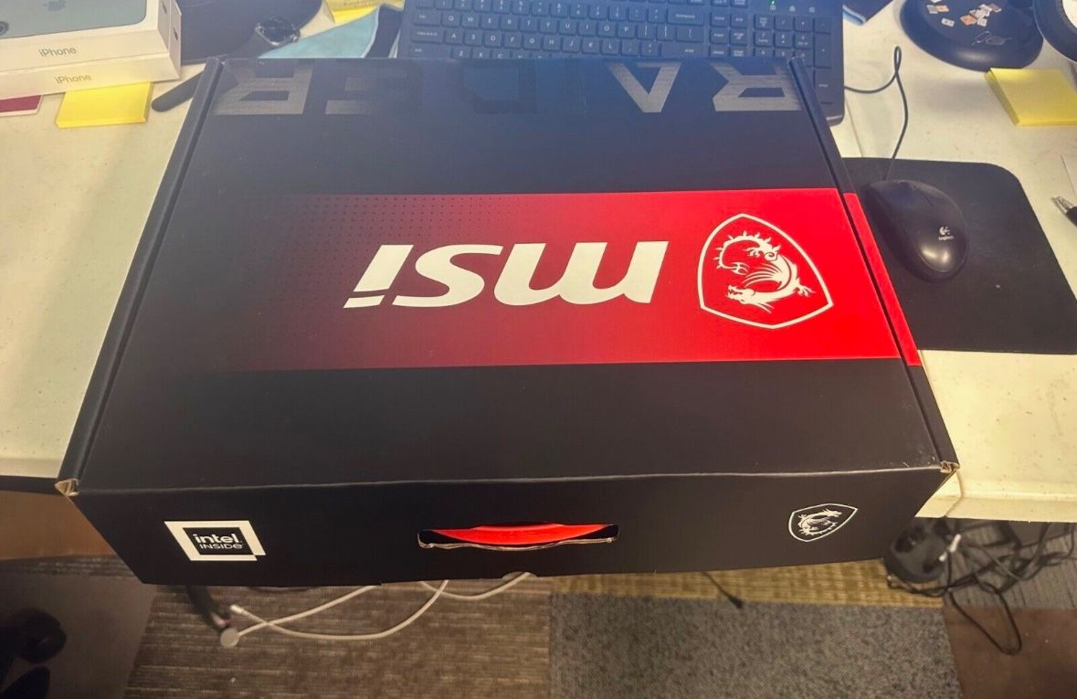 MSI Raider 18 HX 18" Gaming Laptop