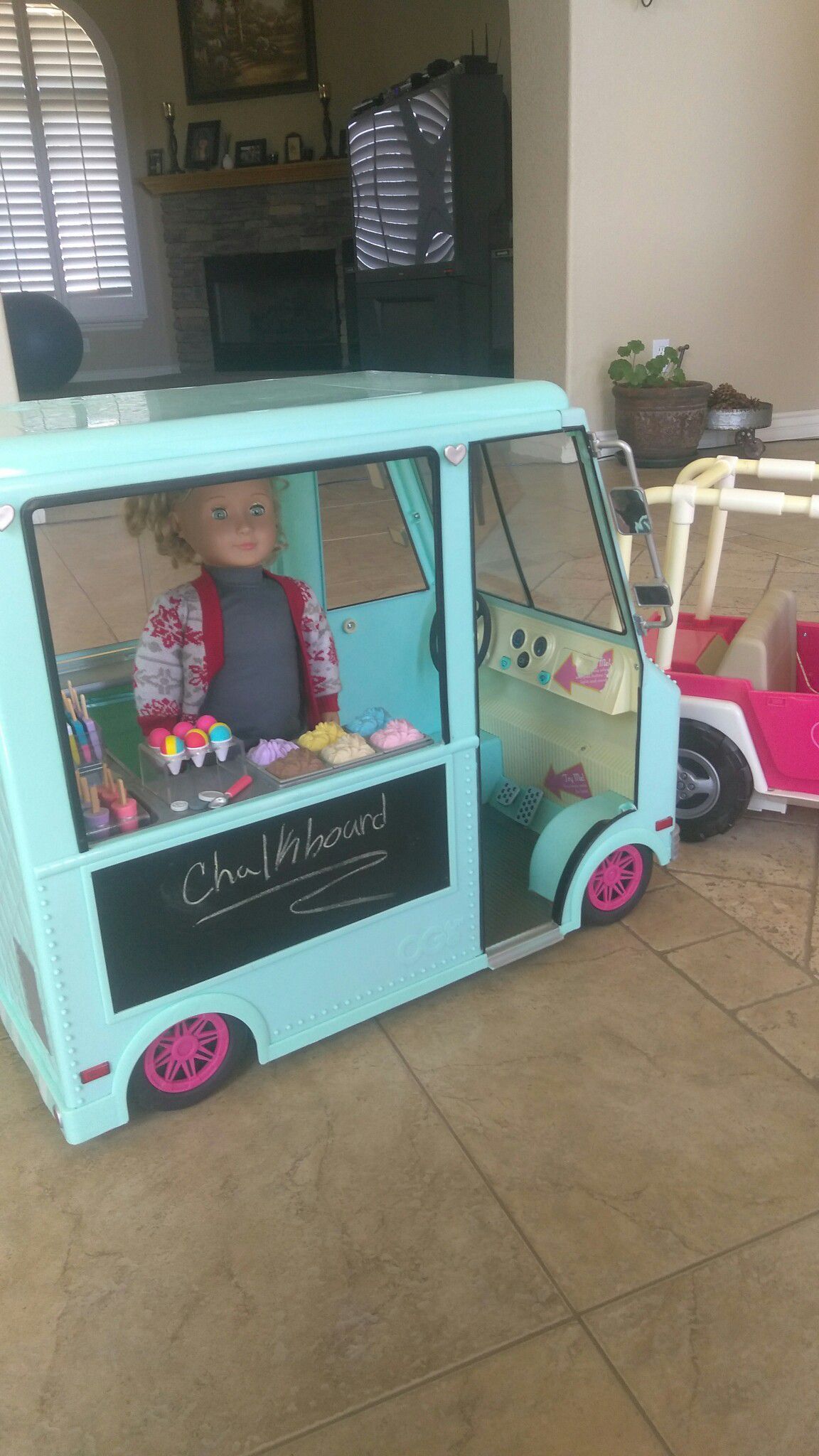 American Girl scale Ice Cream truck and Jeep