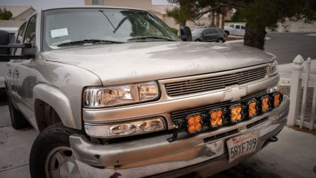 2001 Chevrolet Suburban 1500 LS 4