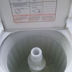 GE Washer  Excellent Condition 