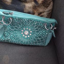Brand New Handbag Express Turquoise Bling Design Layered Sparkling Rhinestones Created A Sunburst 
