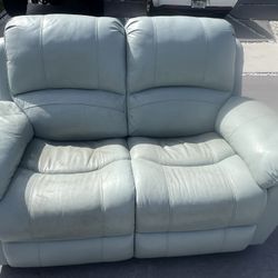 Free Couch 