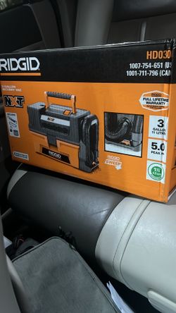 Rigid wet /dry vac new in the box