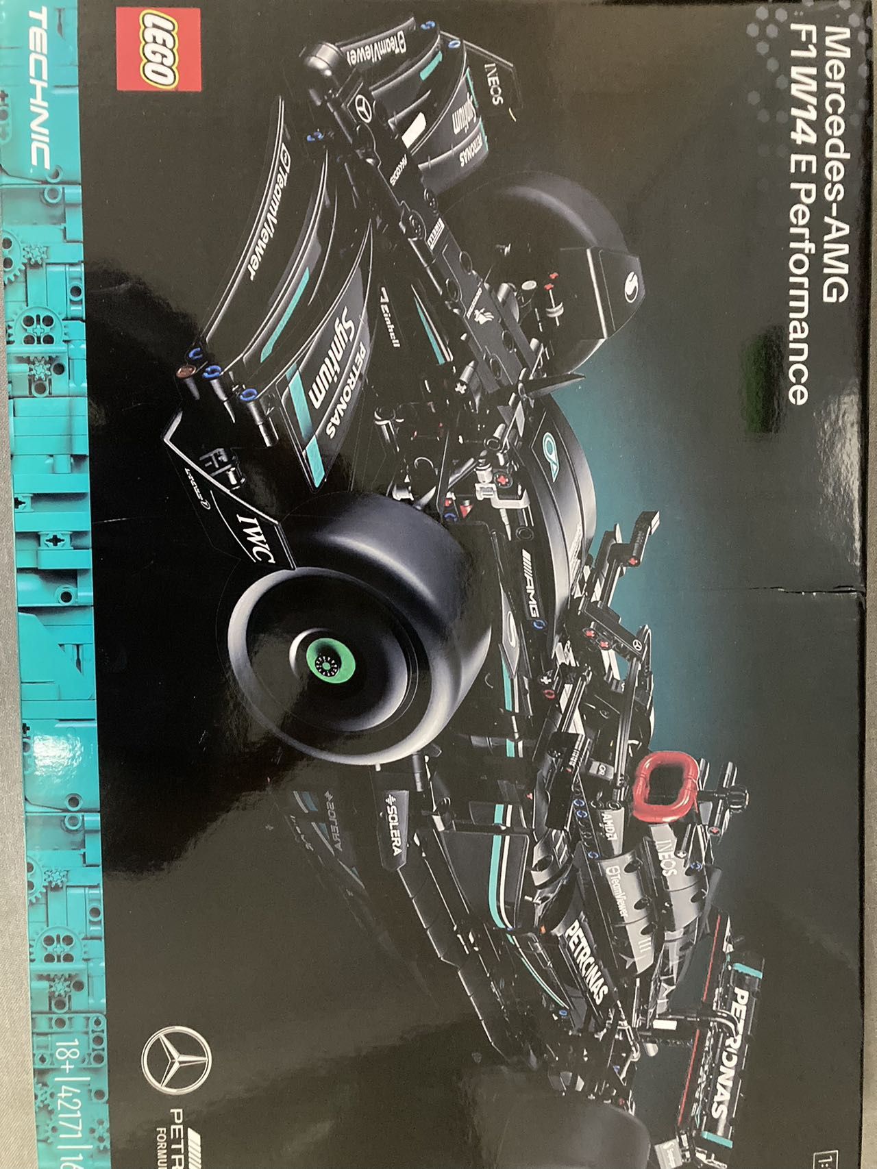 Lego Technic Mercedes AMG F1 W14 E Performance