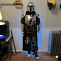Full Mandalorian suit