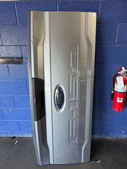 2023 f150 tail gate