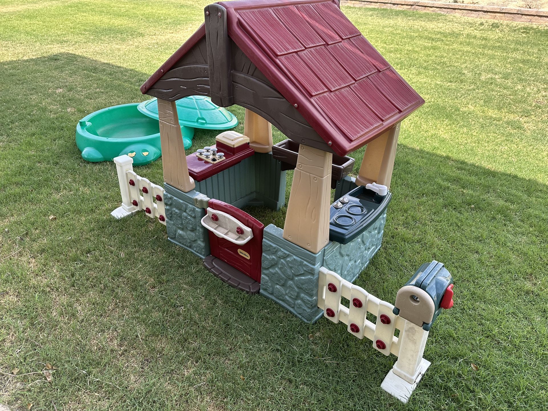 Little Tikes Playhouse And Turtle Sand Box