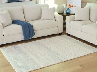 Genemost Ivory/Blue Medium Rug