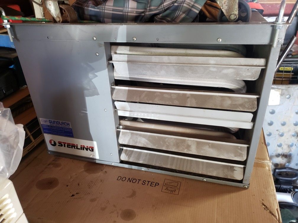 75,000 Btu Garage Heater for Sale in New Washington, OH - OfferUp