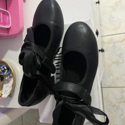 Tap Shoes 