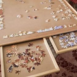 Bits & Pieces Puzzle Assembly System. New, open box