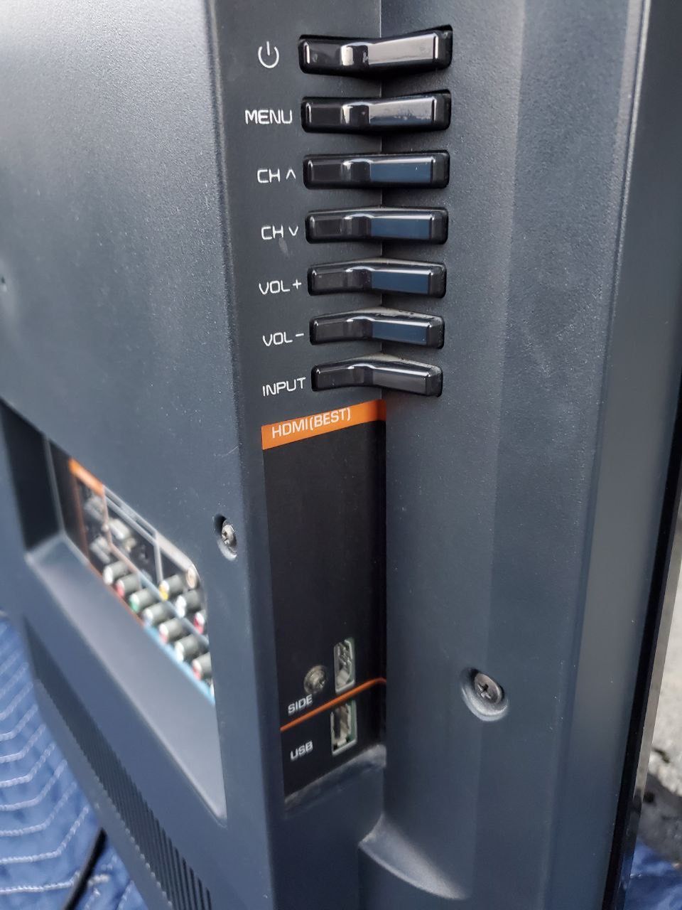 VIZIO E420VL LCD TV (E420VL) 42” for Sale in Los Angeles, CA OfferUp