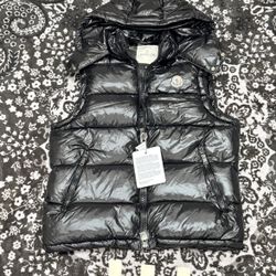 MONCLER JACKET BRAND NEW BEST OFFERS ALL SIZES