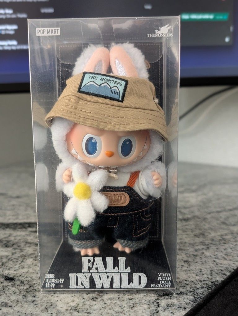 Labubu Fall In Wild Brand New FS Or Trade