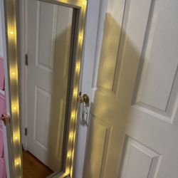 Full Body Mirror With Lights 