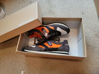 Michael Kors MK Trainer Size 5.5 Sneakers