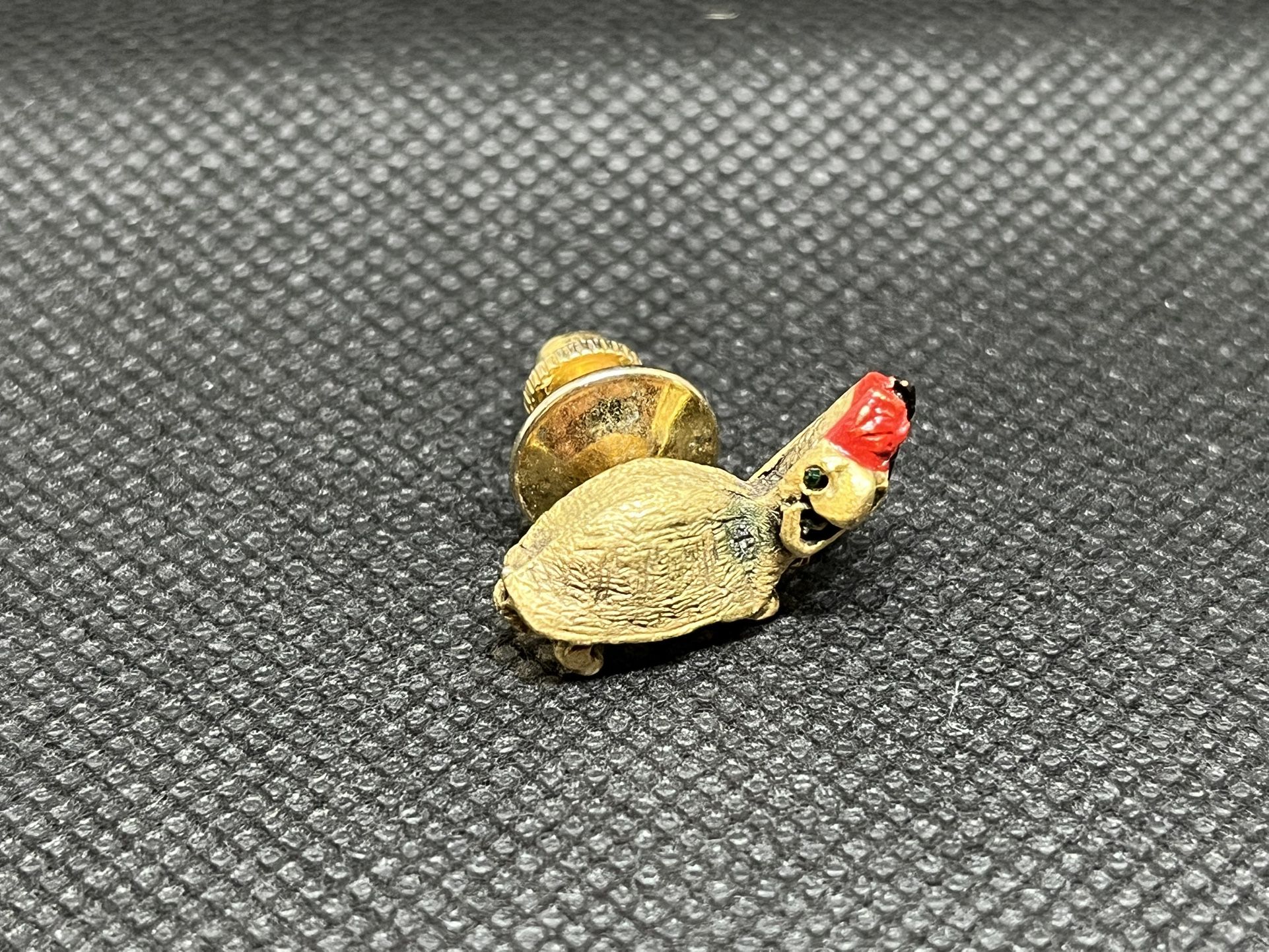 Vintage Shriner's Klitzner Gold-Tone Turtle Lapel Pin With Red Hat Green Rhinestone Eyes