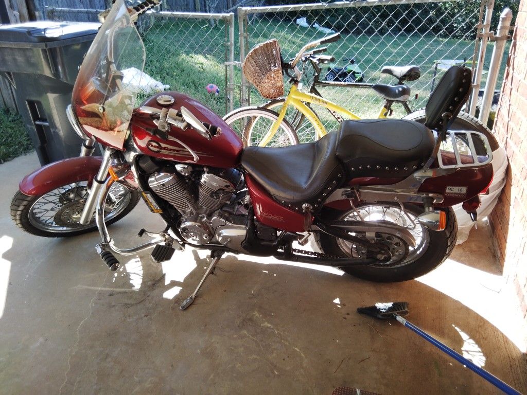 2004 Honda VLX600