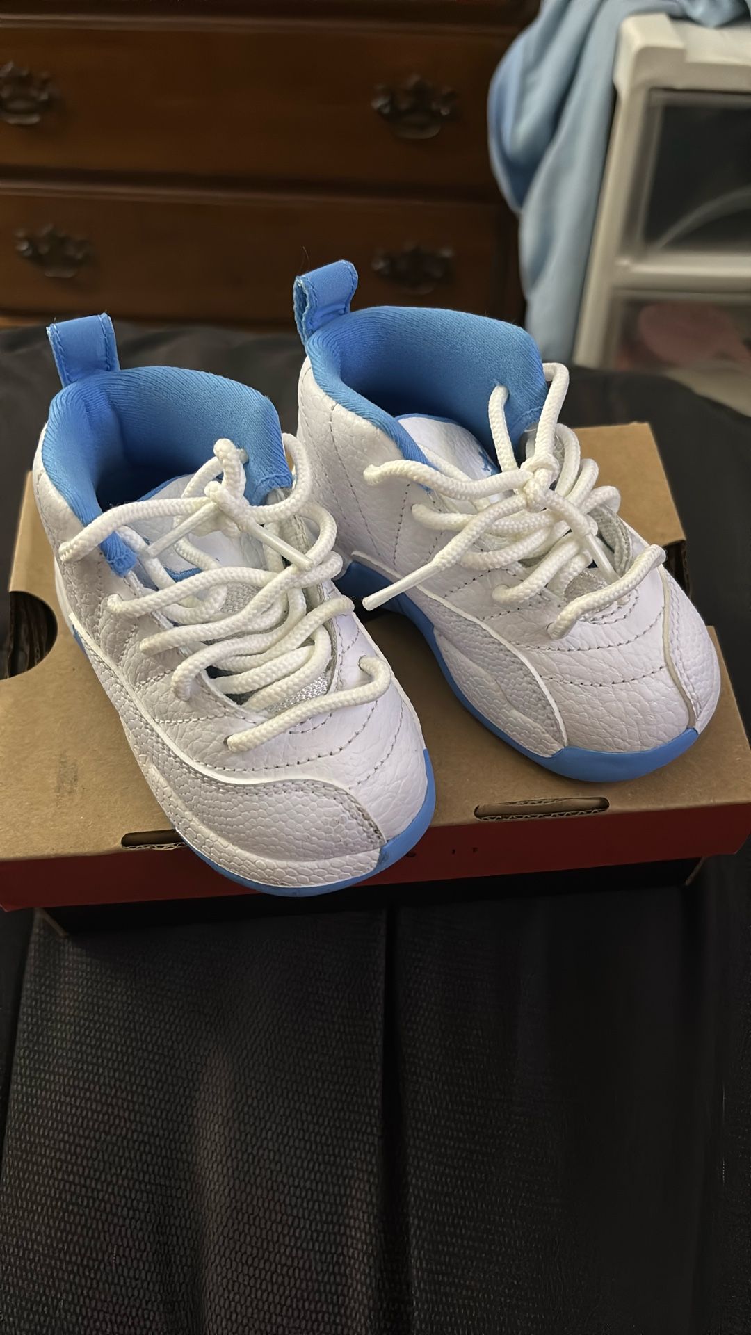 Jordan 12 Retro Blue