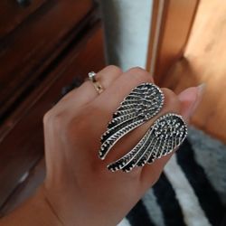 Adjustable Wing Ring Stainless Steel 🪽