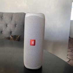 JBL Flip 5 