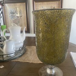 Beautiful Partylite Siena Lights Hurricane Footed Candle Holder