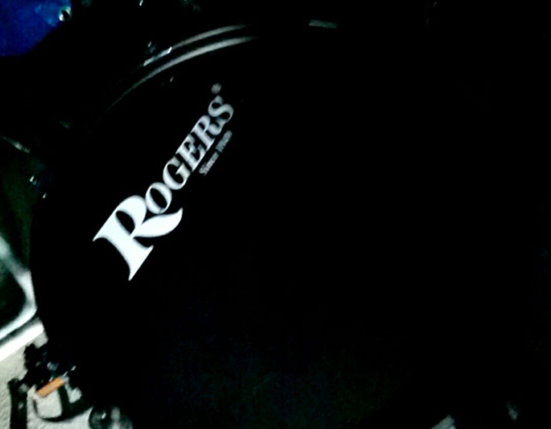 Rogers Black Complete Drum Set