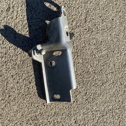 01 VW Eurovan Right Hood Hinge
