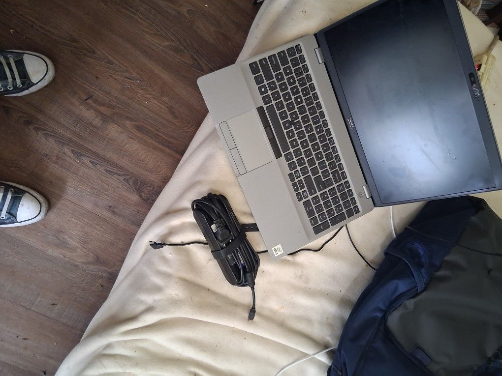 Dell Laptop with Charger