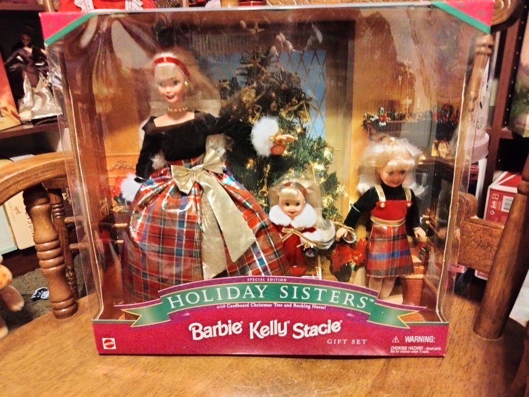 Barbie Christmas Barbie In Box Vintage Never Been Opened 150 Bob Mackey's Circus Barbie Hard To Find 400
